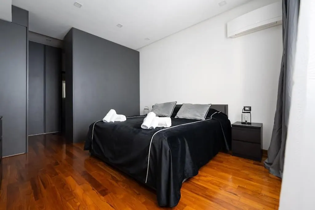 Apartment Chiaia-Piazza Amedeo Close Metro Station And Sea Naples